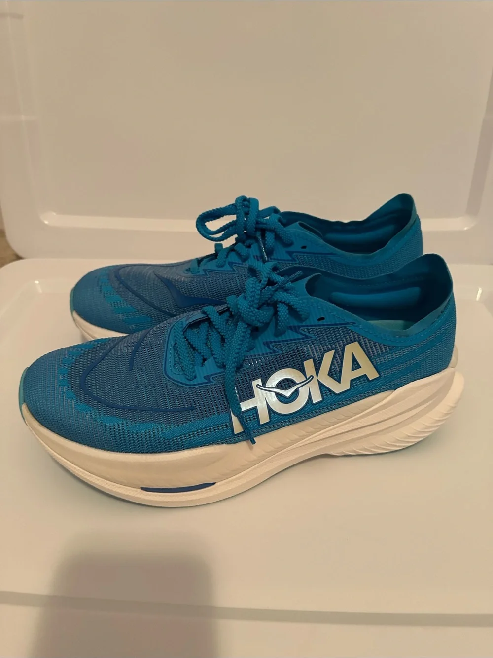 Hoka Men’s Size 11 Mach X2